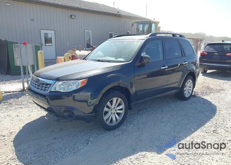 2011 Subaru Forester 2.5X Premium z USA, uszkodzony, nr VIN JF2SHADC2BH753501